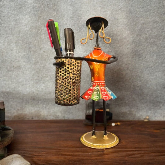 Kraphy metal pen holder doll